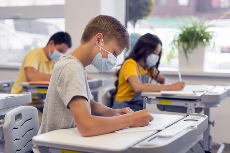 CSIF exige que las mascarillas sigan siendo obligatorias en todo el entorno escolar