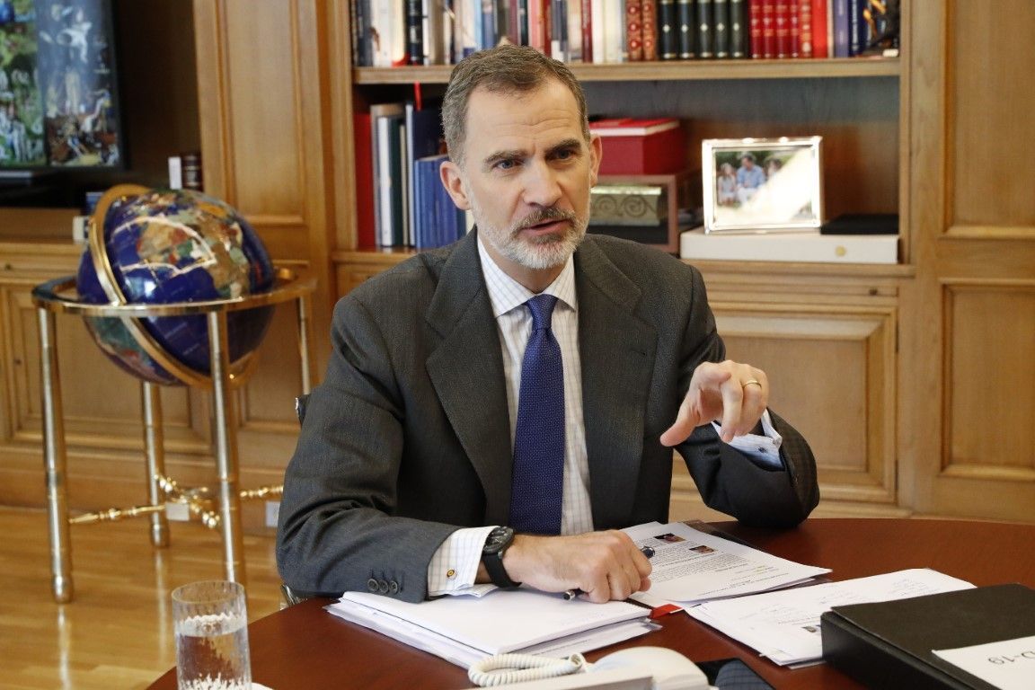 Los reyes conversan con el hospital de Ceuta para conocer su situación
