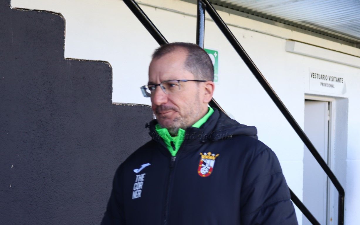 Romero se muestra satisfecho con el punto conseguido ante el Racing de Ferrol
