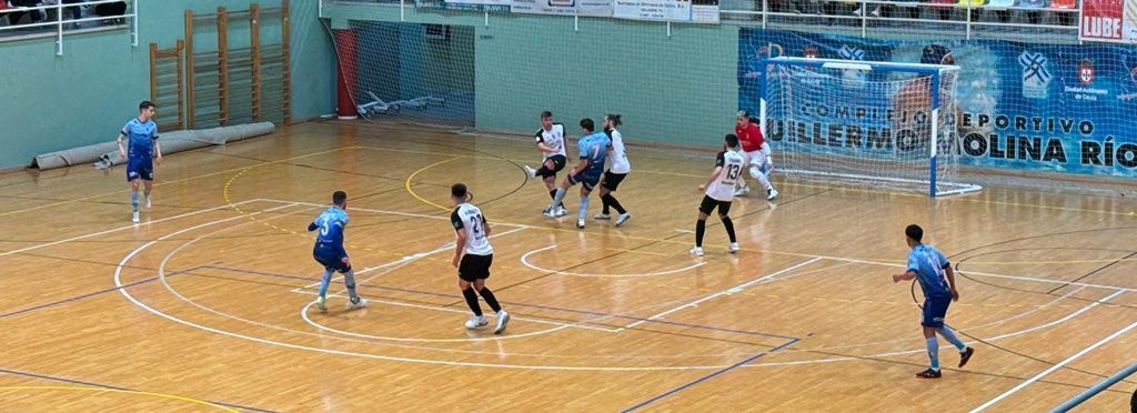 La UA Ceutí busca resarcirse ante el Ibiza y no perder la estela del liderato