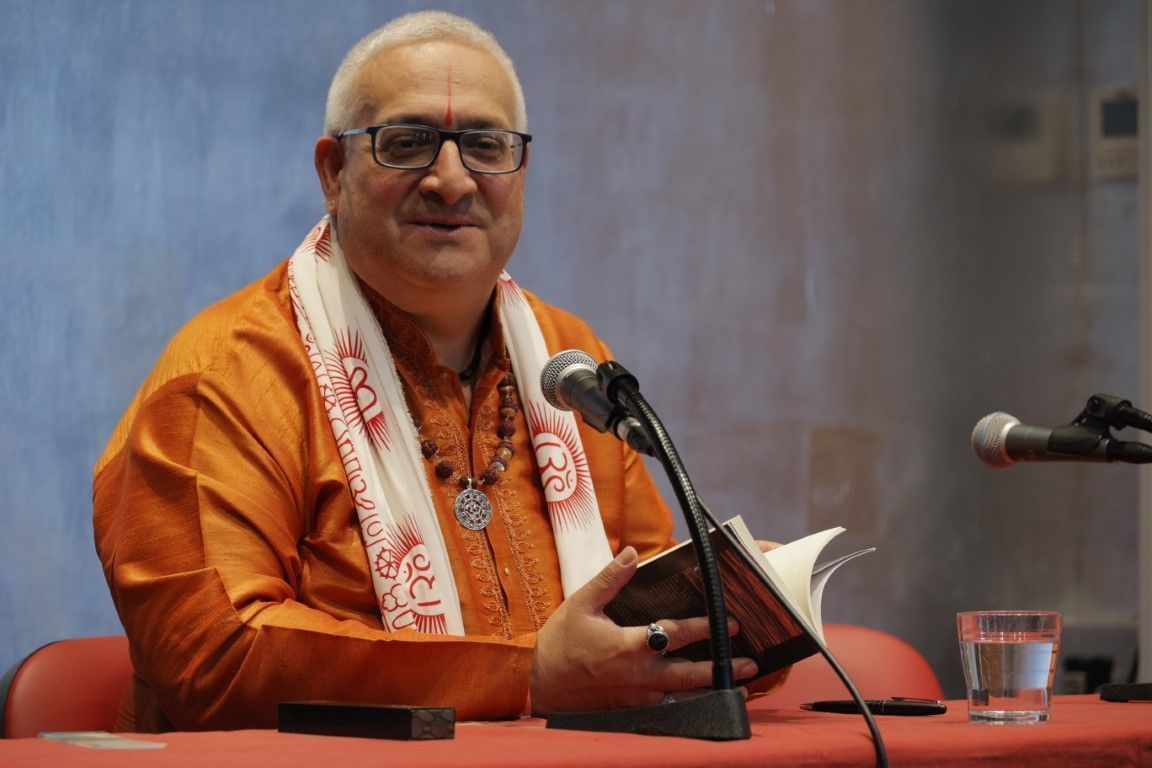 Entrevistamos a Juan Carlos Ramchandani y sus "Lecciones del Camino Eterno"