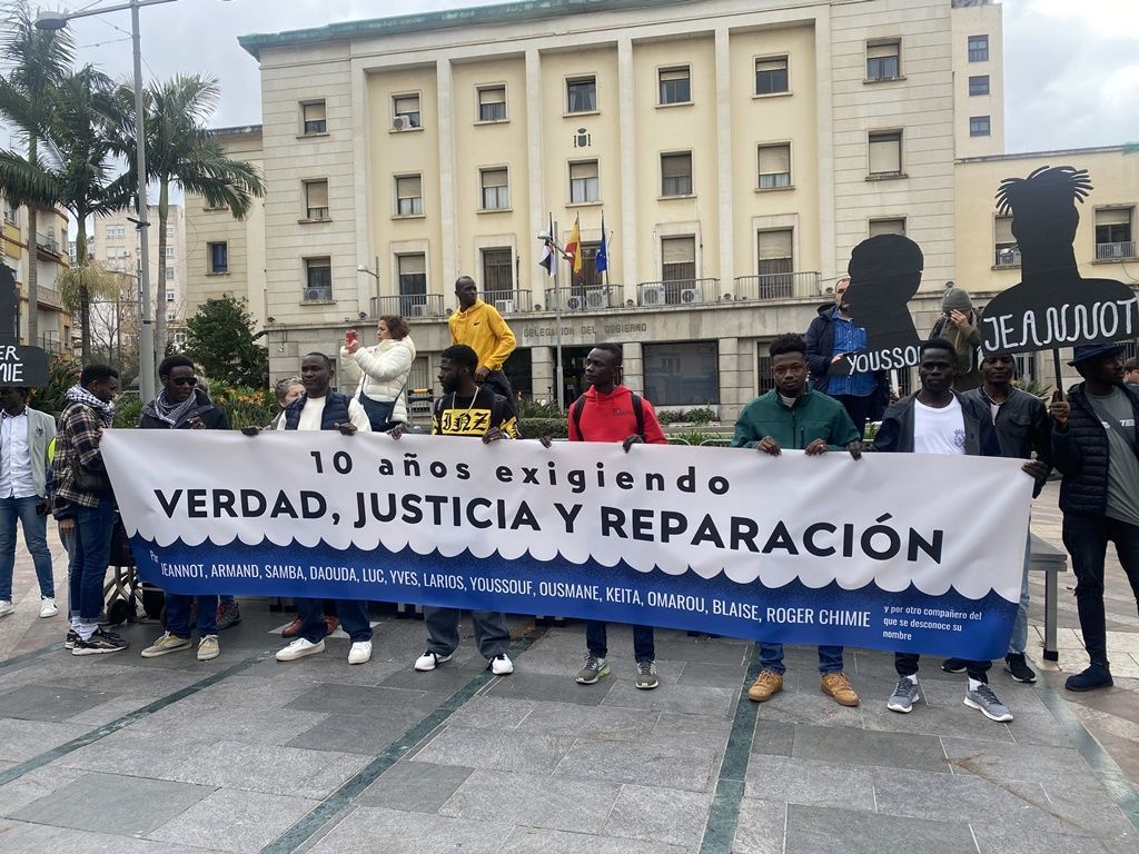 Una década reclamando verdad, justicia y reparación por la muerte de 15 inmigrantes en la frontera del Tarajal