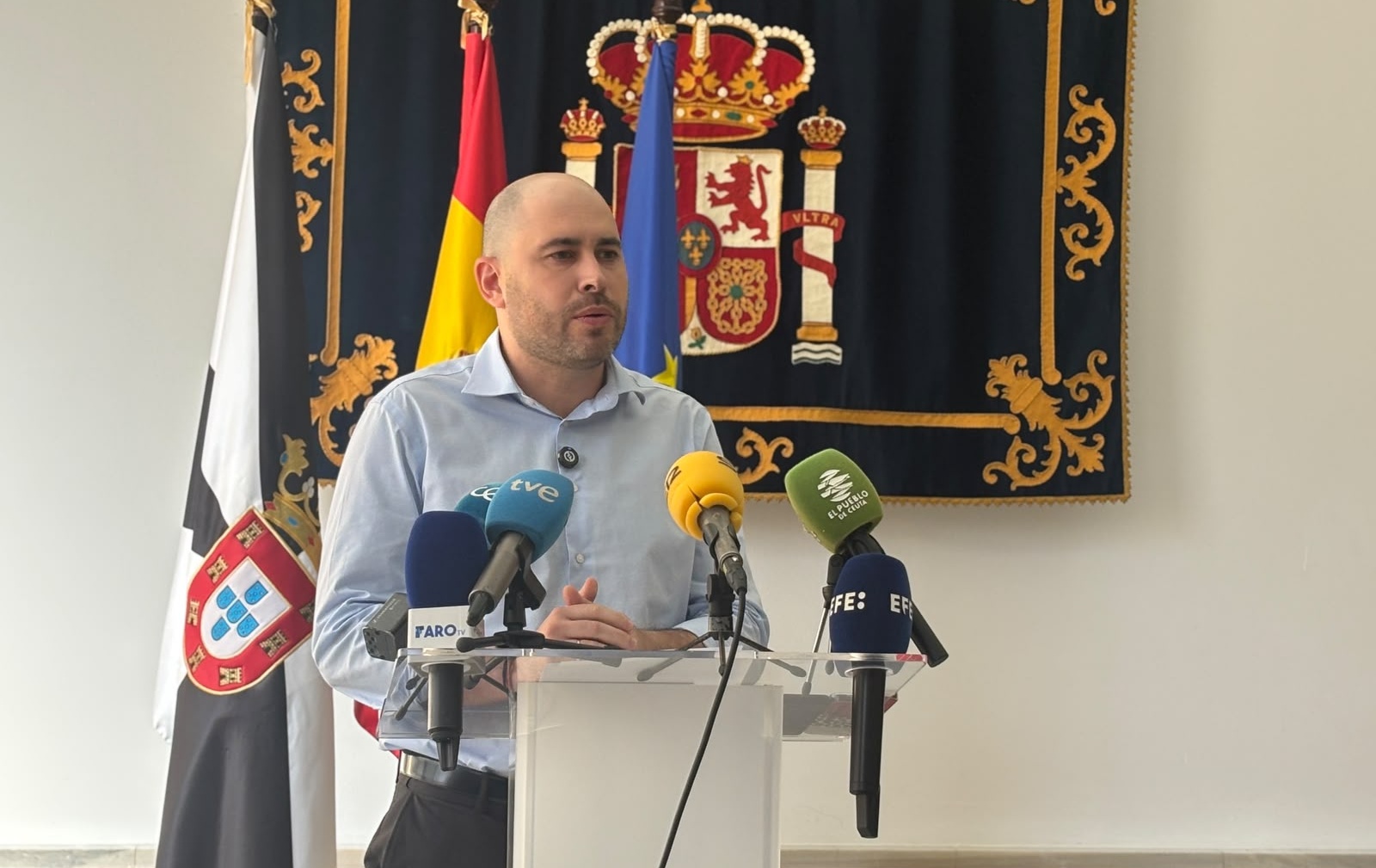 Hazte Oír presenta una querella contra el delegado del Gobierno en Ceuta