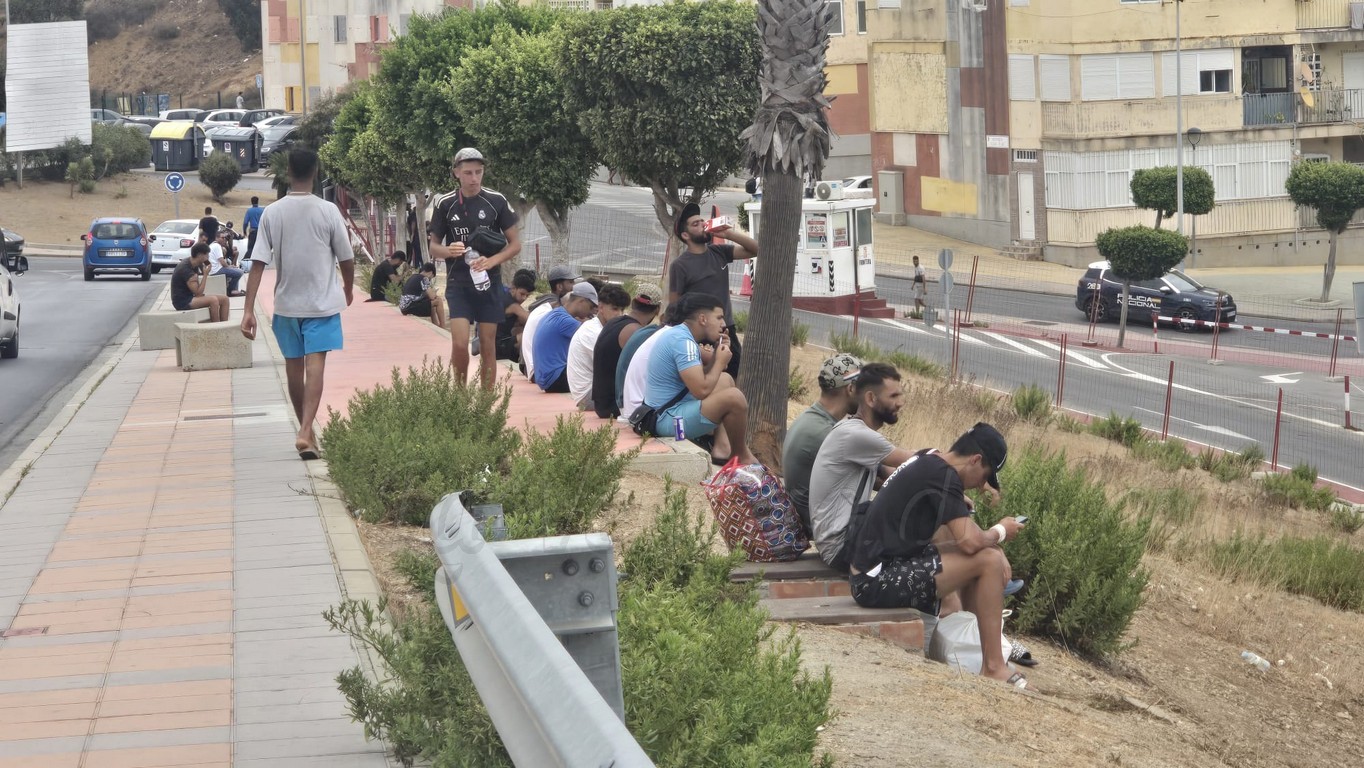 VOX reclama al Gobierno que cuantifique el impacto económico de la crisis en comercios y autónomos de Ceuta