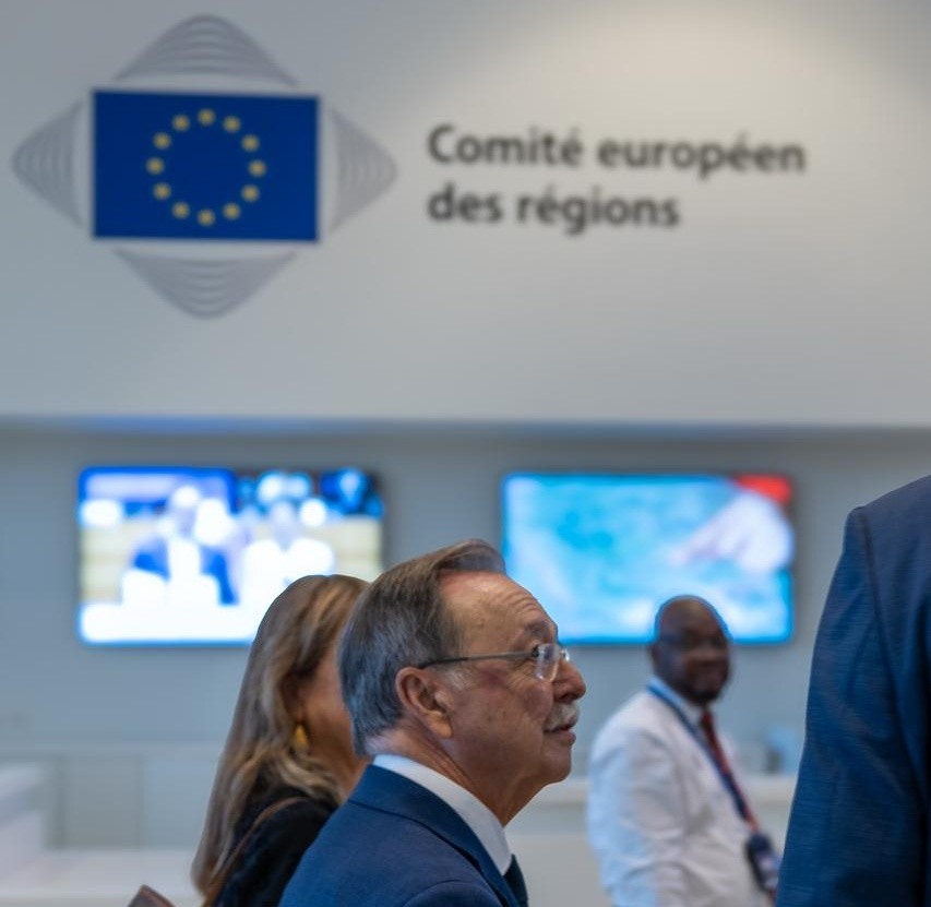 Bruselas pide una solución de urgencia en Ceuta: “Deben regresar rápidamente a Marruecos”