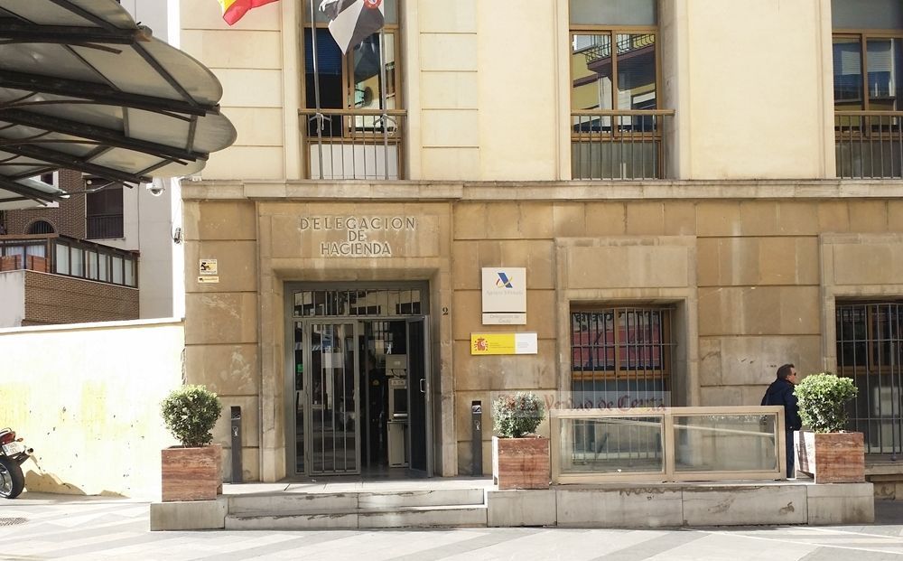 La Agencia Tributaria reforzará la asistencia al contribuyente con un proyecto piloto
