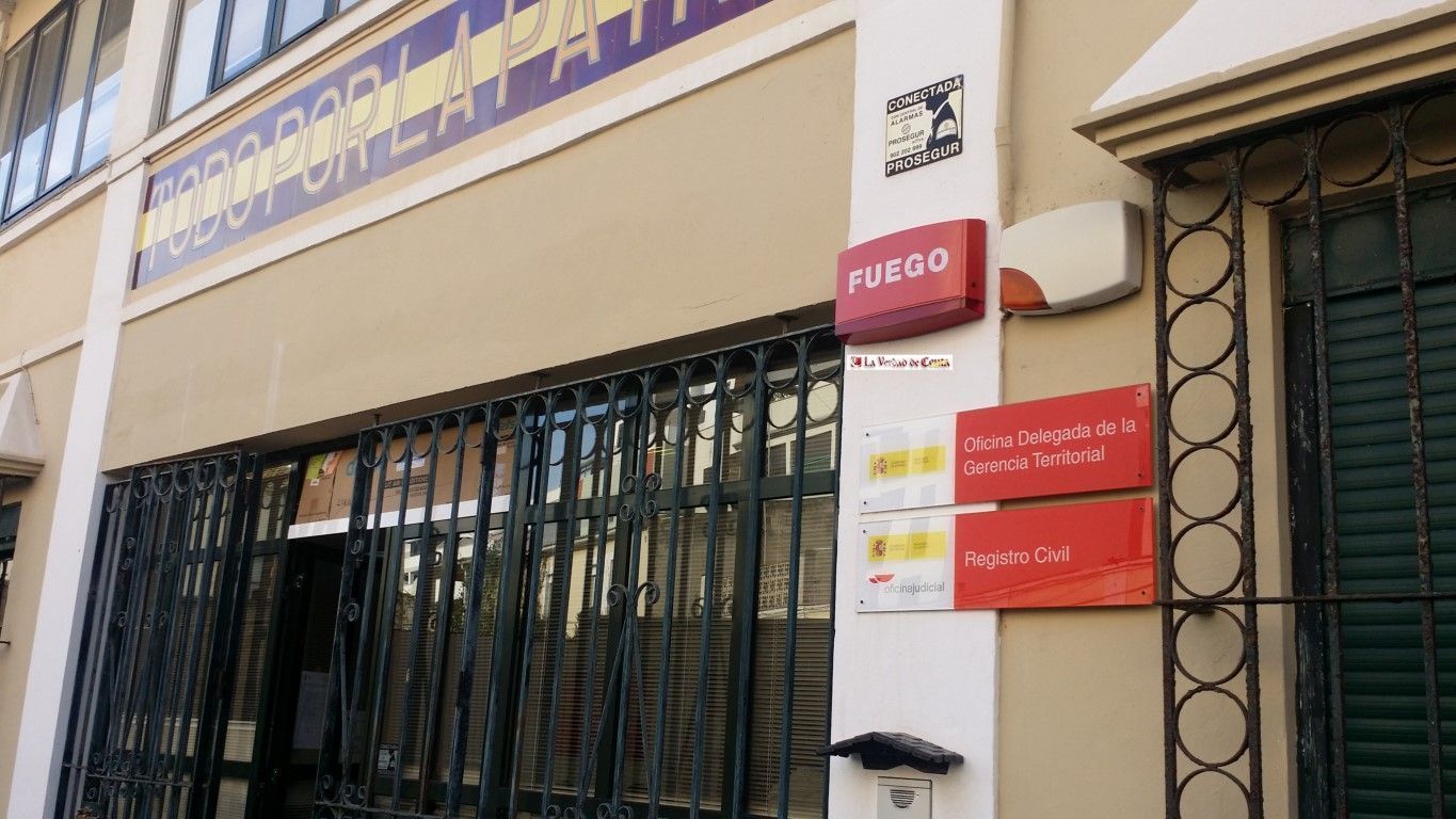 Colectivos trans piden a Fiscalía que investigue el cambio de sexo de 37 militares y guardias civiles en Ceuta